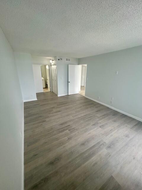 PARC CENTRAL AVENTURA EAST CONDO - Residential