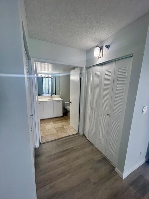 PARC CENTRAL AVENTURA EAST CONDO - Residential