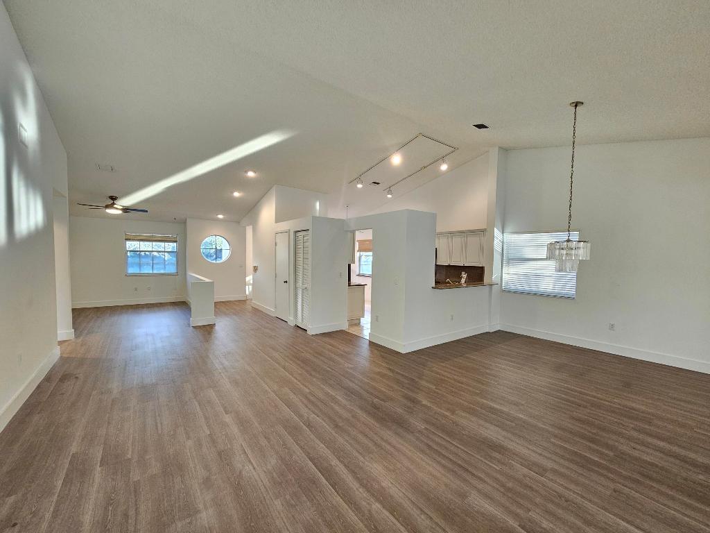 9637 Shadybrook Drive 201