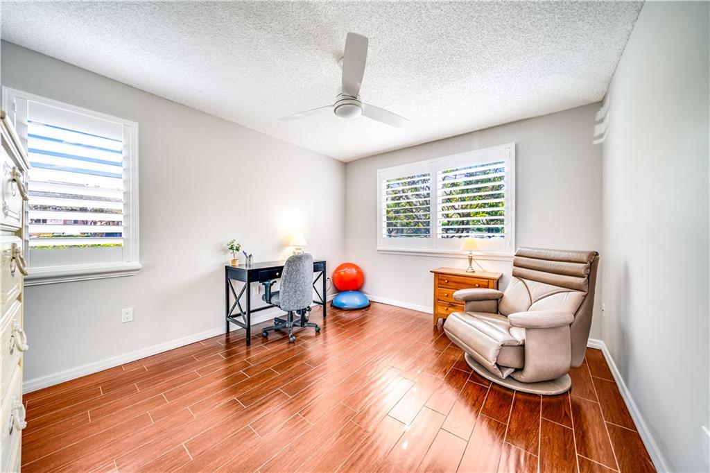 KINGS POINT - Residential