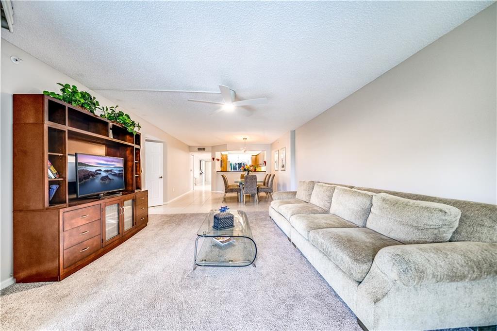 KINGS POINT - Residential
