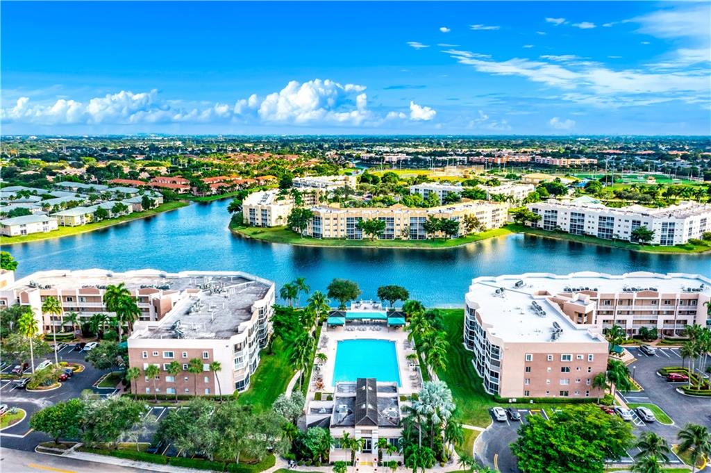 KINGS POINT - Residential