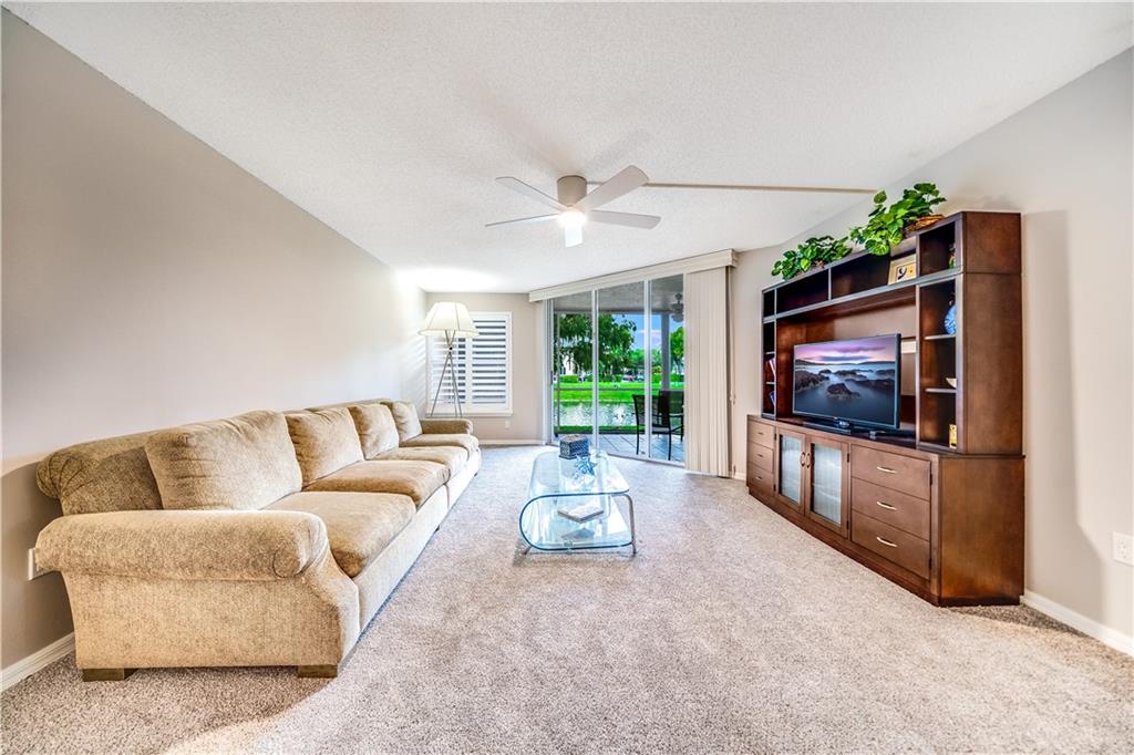 KINGS POINT - Residential
