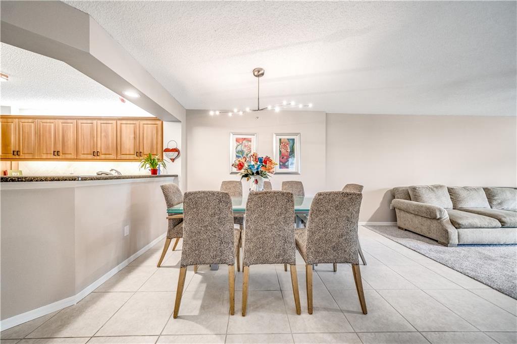 KINGS POINT - Residential