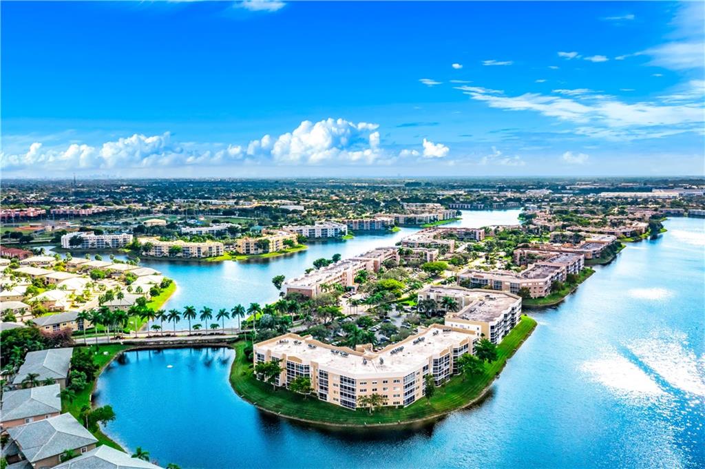 KINGS POINT - Residential