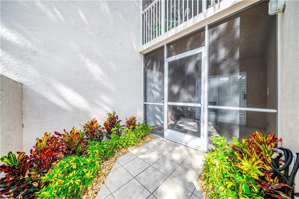 KINGS POINT - Residential