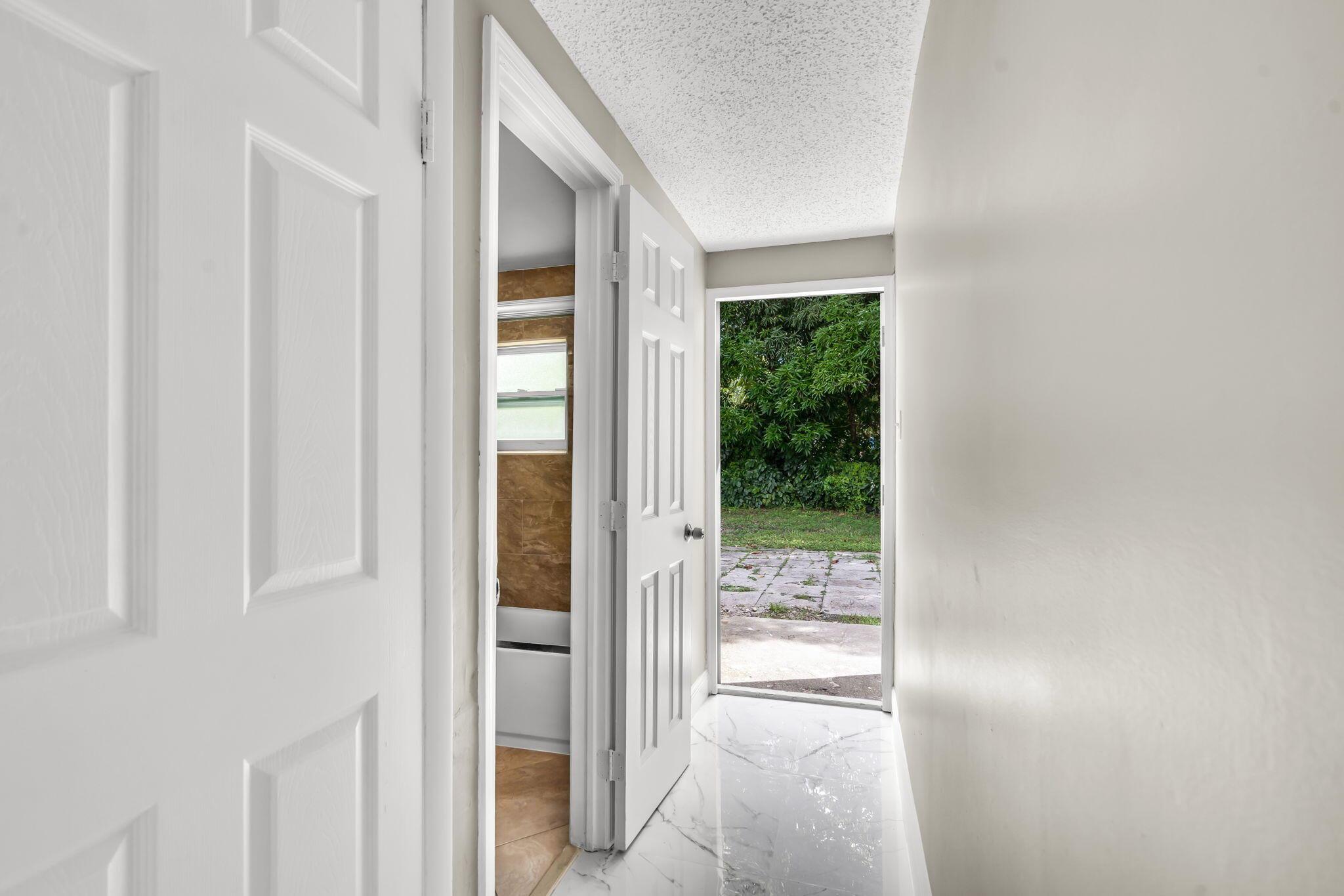 GREENACRES 2 - Residential