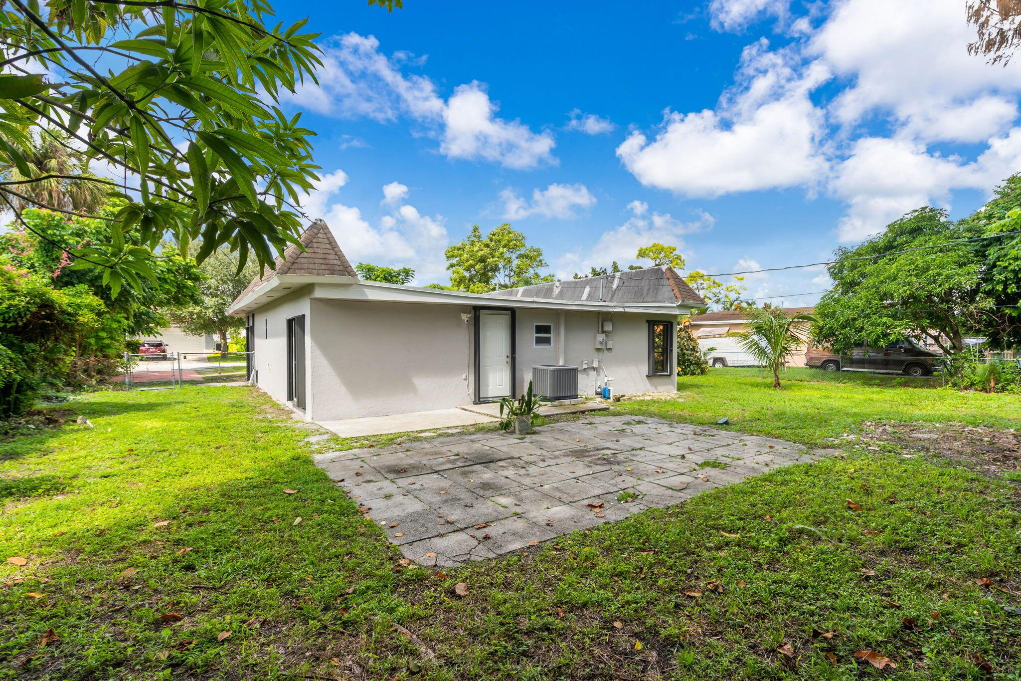 GREENACRES 2 - Residential