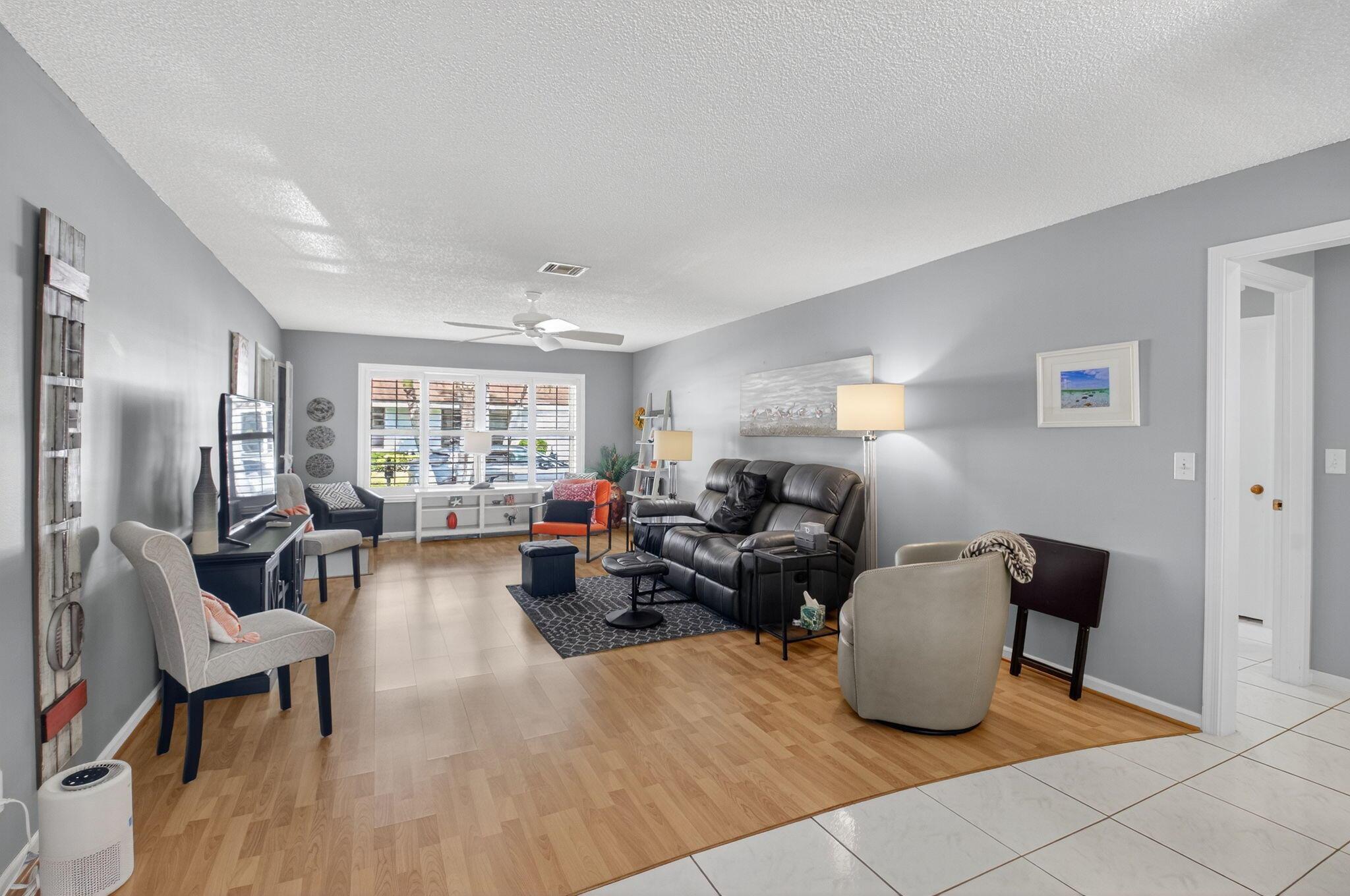 BENT TREE VILLAS EAST CON - Residential