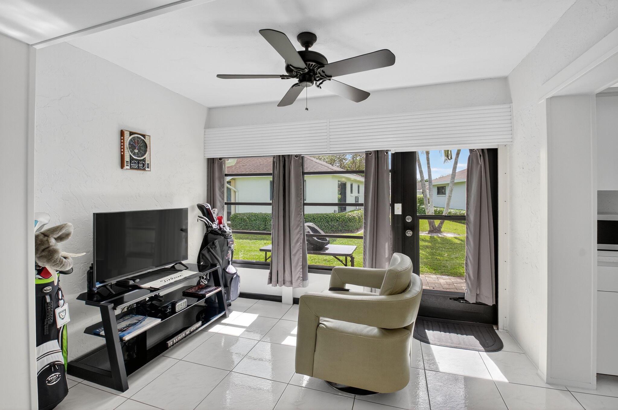 BENT TREE VILLAS EAST CON - Residential