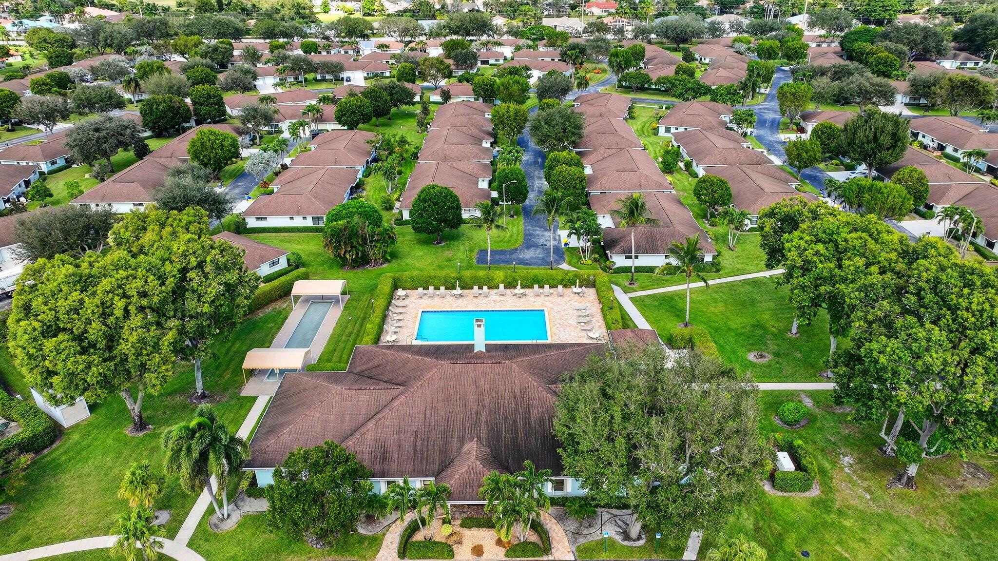 BENT TREE VILLAS EAST CON - Residential