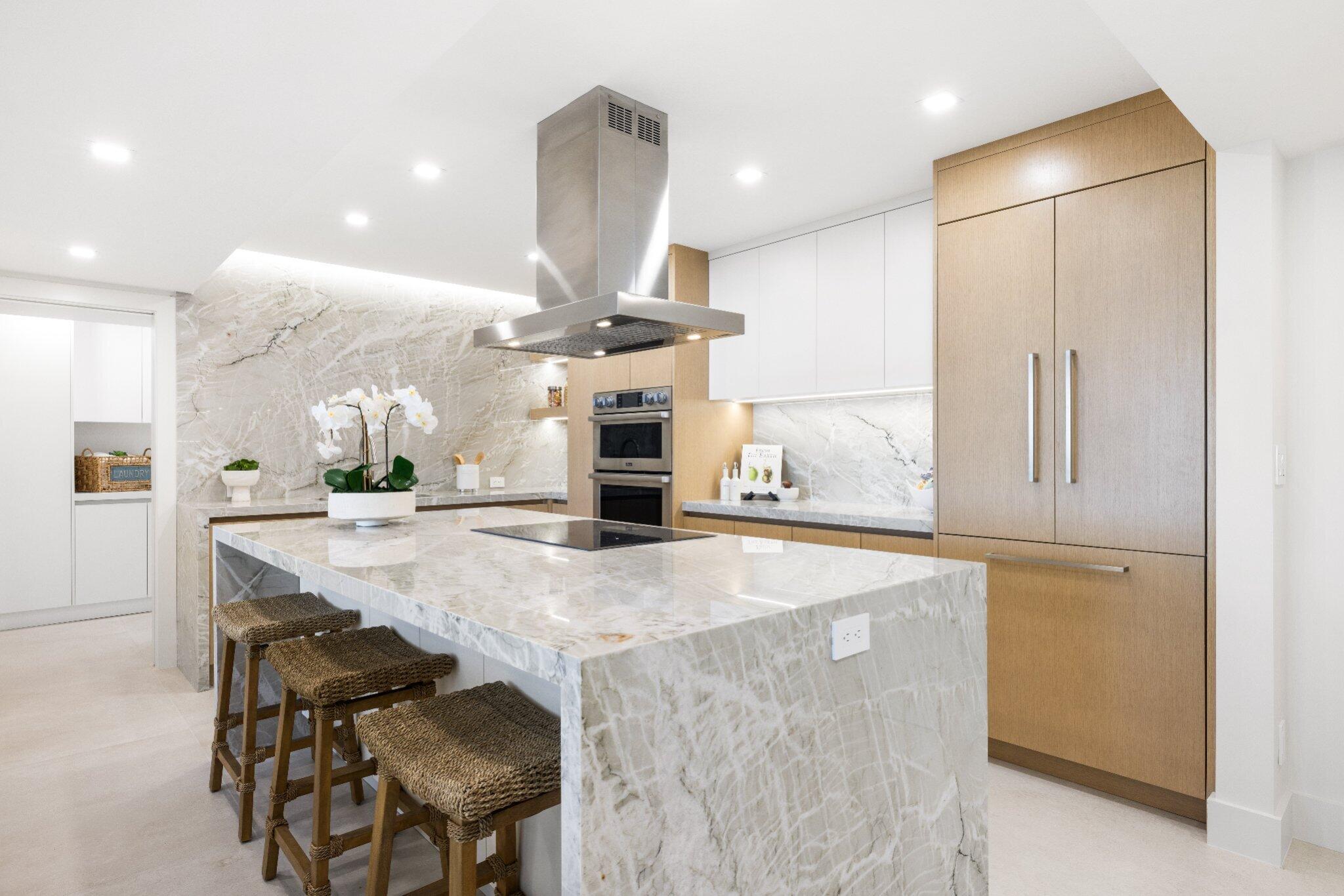 2784 S OCEAN 502E