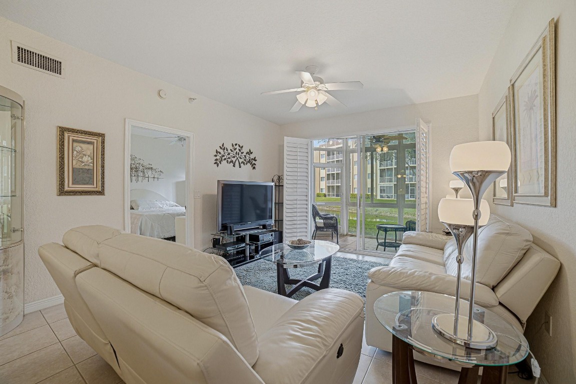 SOUTHAMPTON @ KINGS POINT - Residential