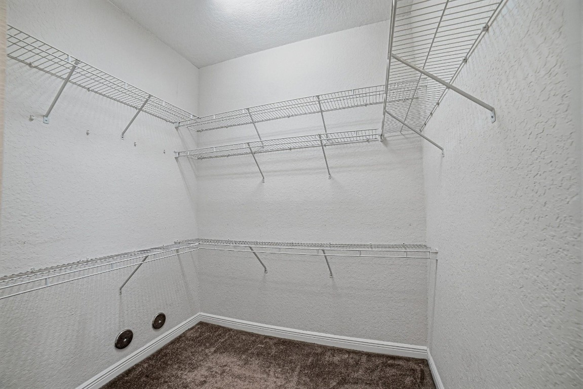 SOUTHAMPTON @ KINGS POINT - Residential