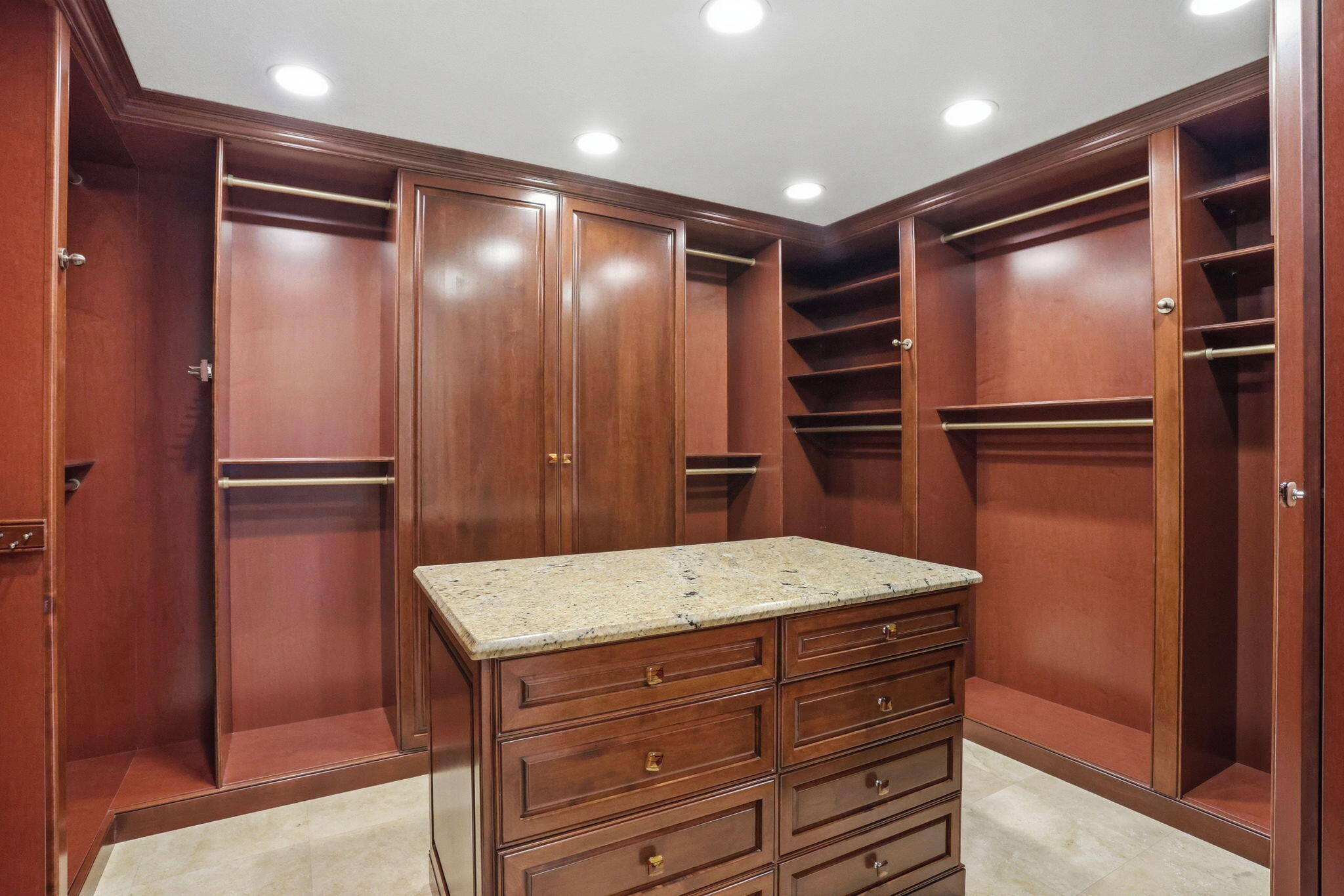 PINE TREE GOLF CLUB - Residential