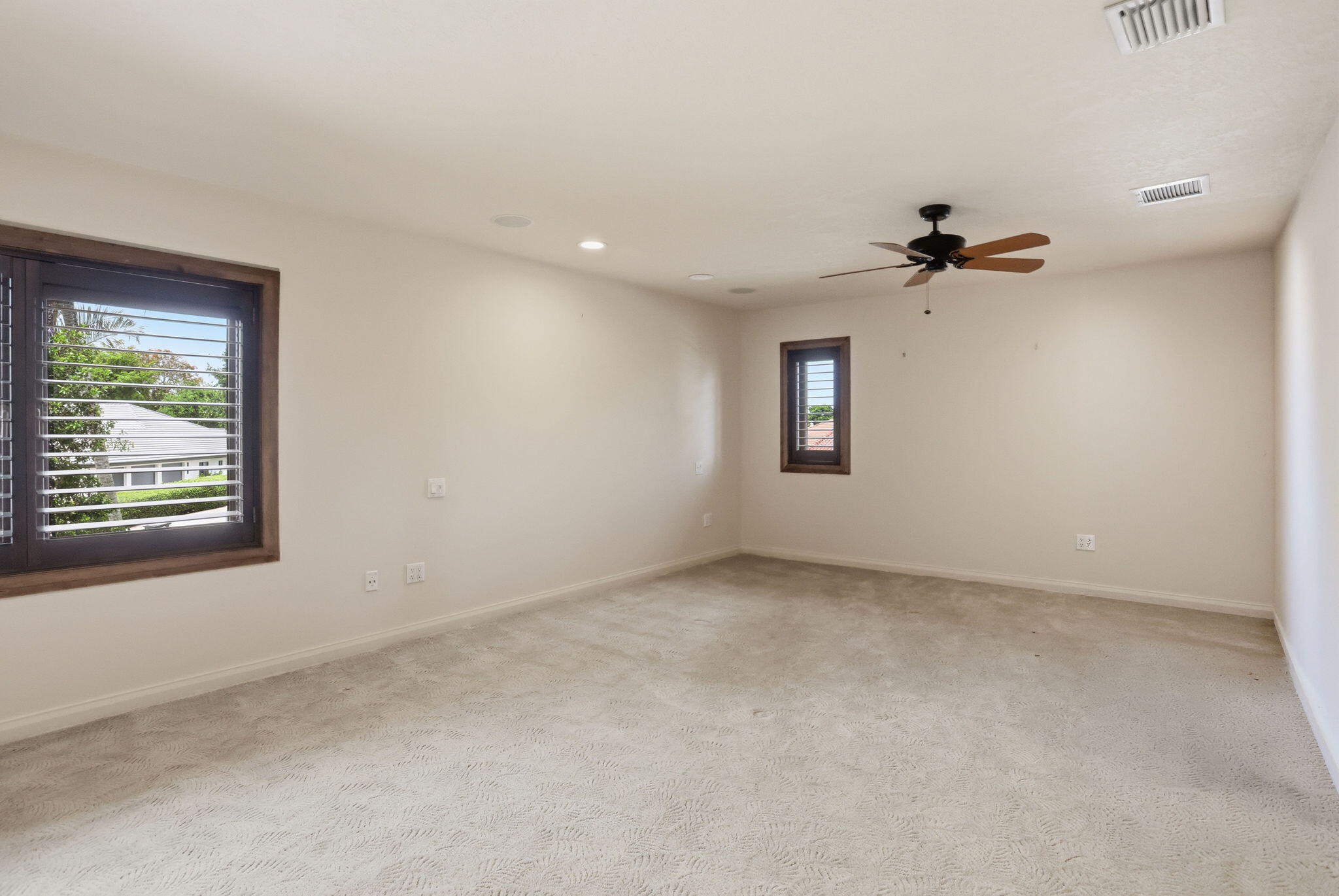 PINE TREE GOLF CLUB - Residential