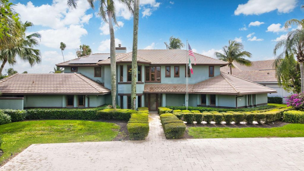 Photo of 4348 Saint Andrews Drive, Boynton Beach, FL 33436 (MLS # B26011744)