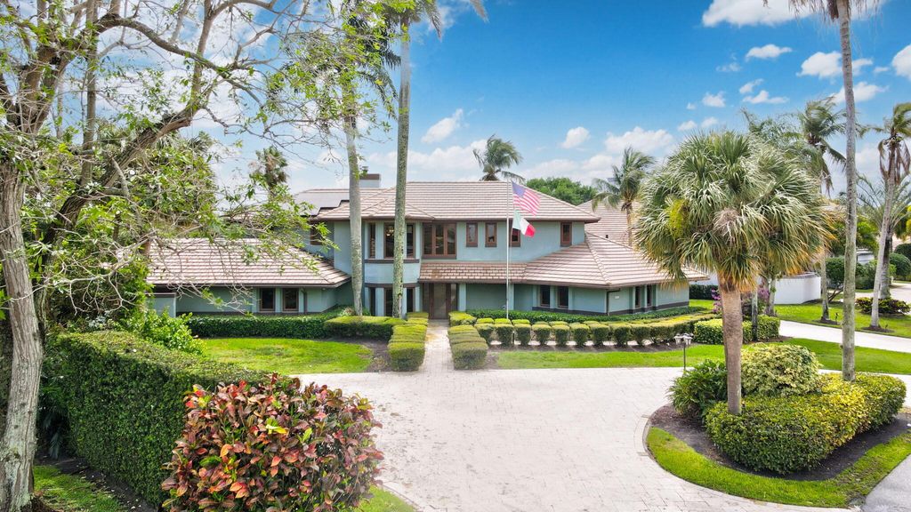 Photo of 4348 Saint Andrews Drive, Boynton Beach, FL 33436 (MLS # B26011744)