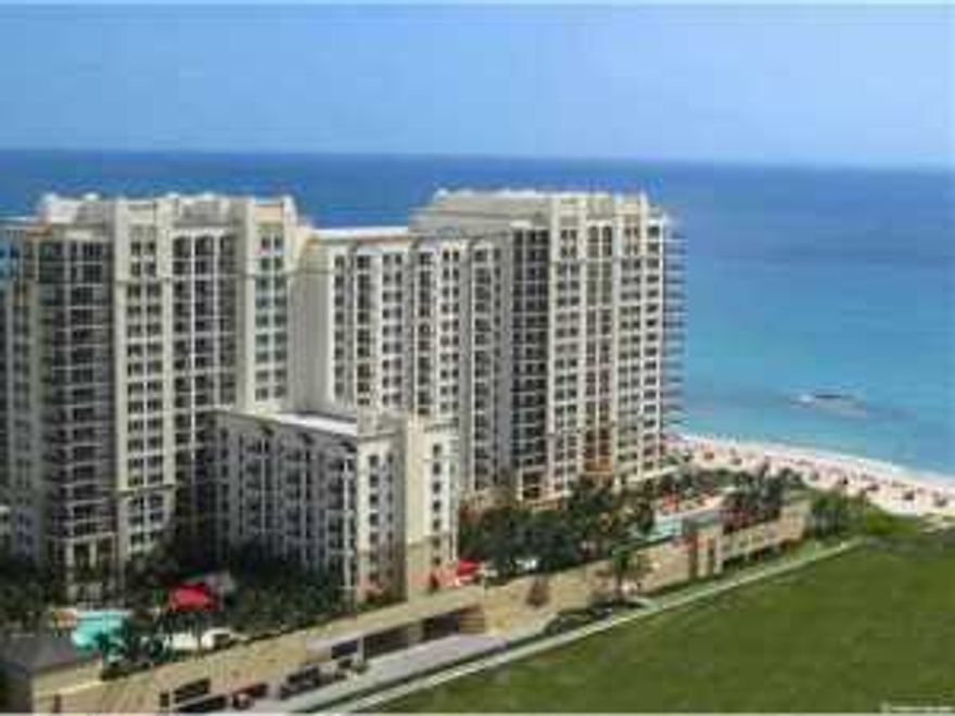 Great high floor rental unit, one bedroom condo facing North. Unobstructed views of ocean, intercoastal, and ocean reef park.