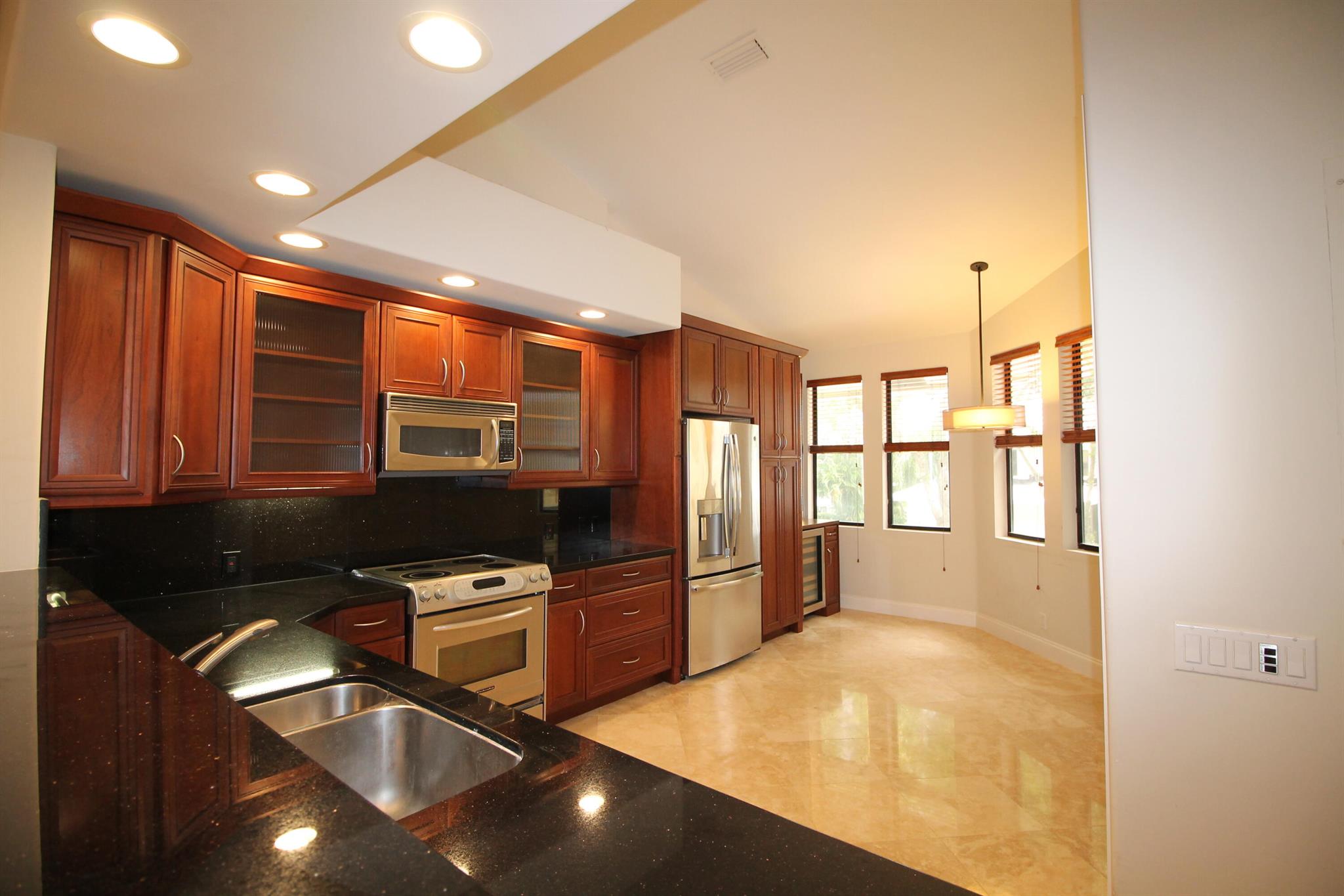 ASHBOURNE / POLO CLUB - Residential