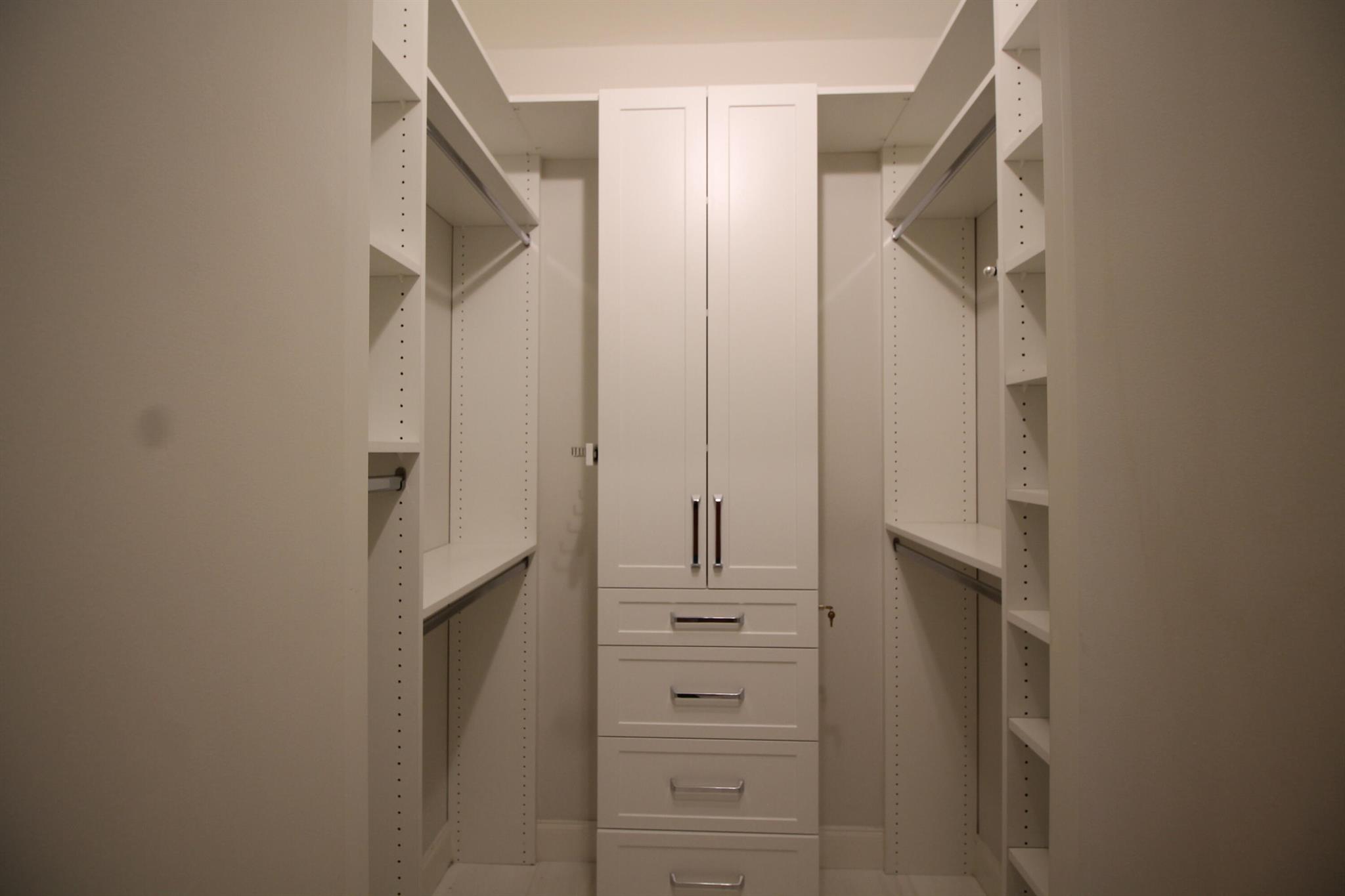 ASHBOURNE / POLO CLUB - Residential