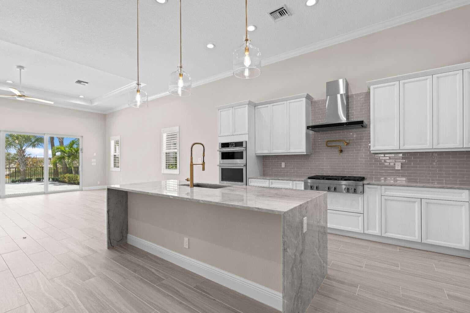 12598 NAUTILUS Circle