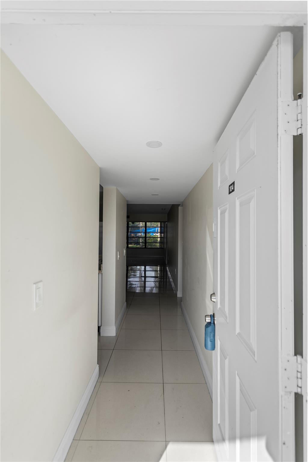 Condo 19 Of Whitehall Con - Residential Lease