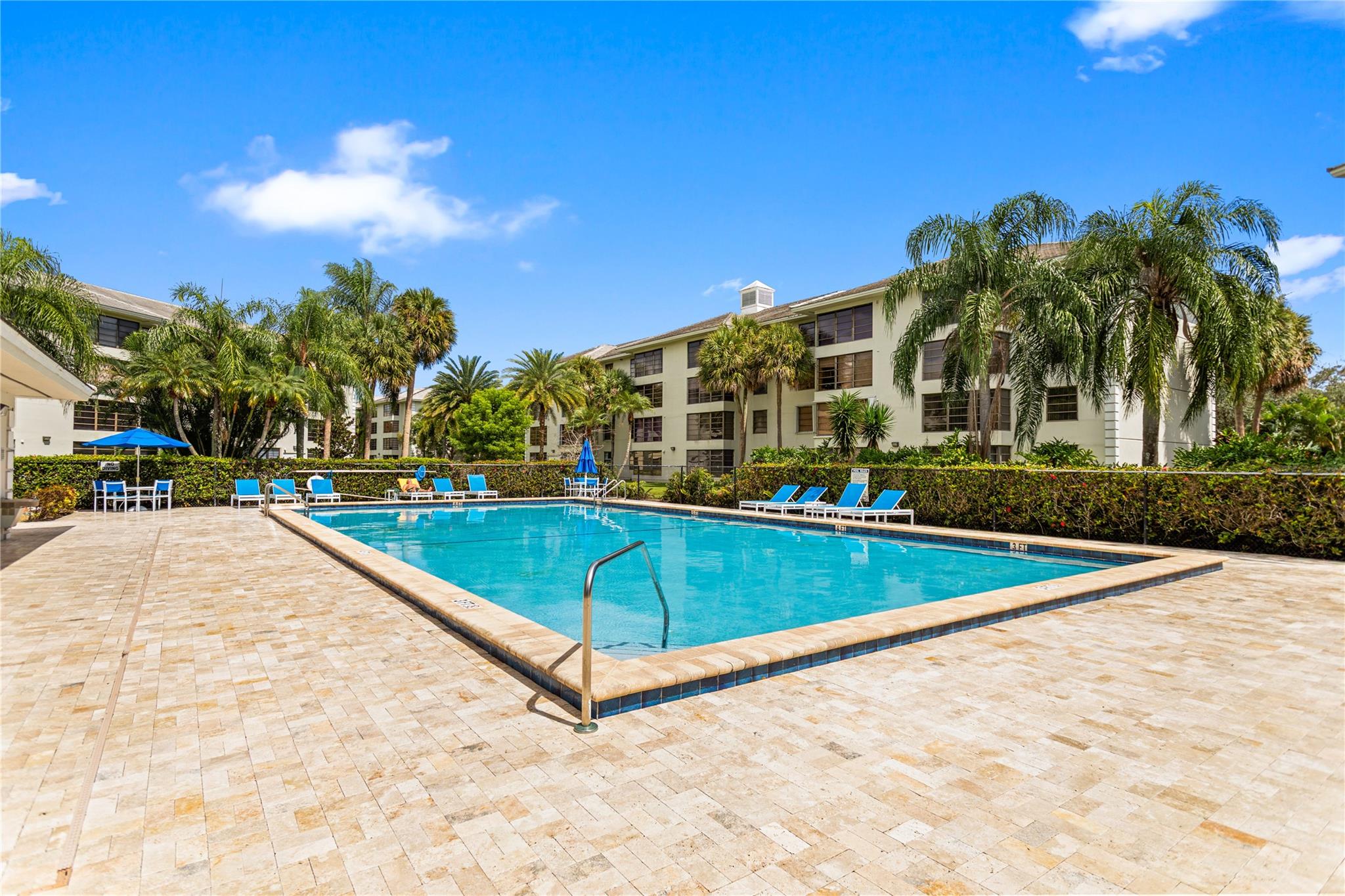 Condo 19 Of Whitehall Con - Residential Lease