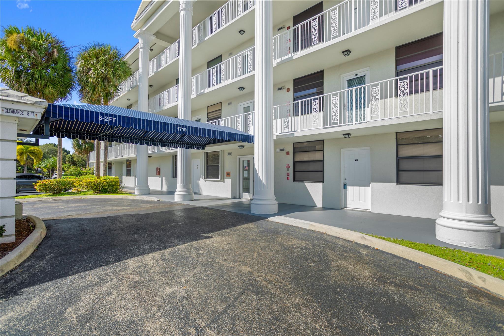 Condo 19 Of Whitehall Con - Residential Lease