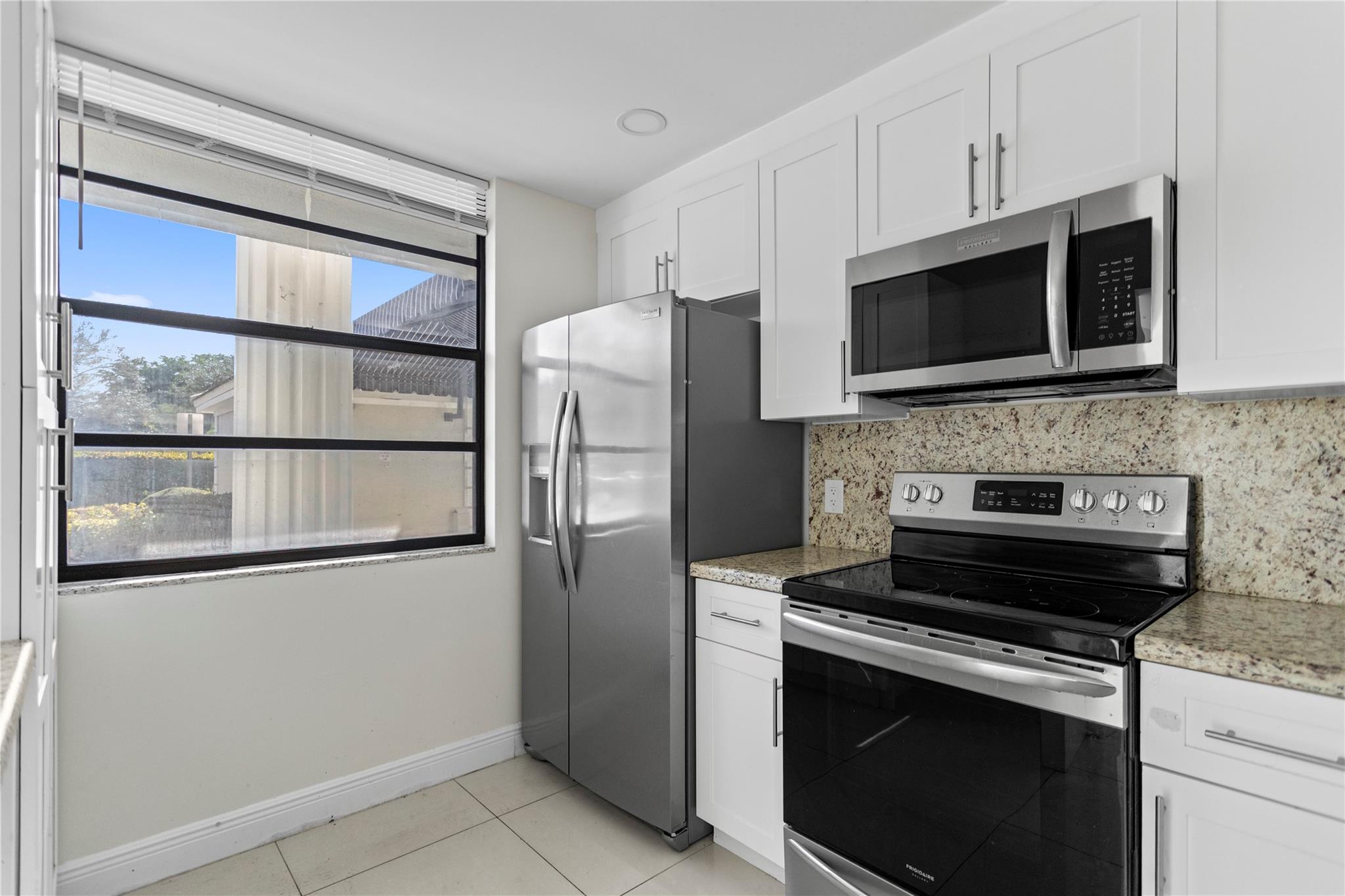 Condo 19 Of Whitehall Con - Residential Lease