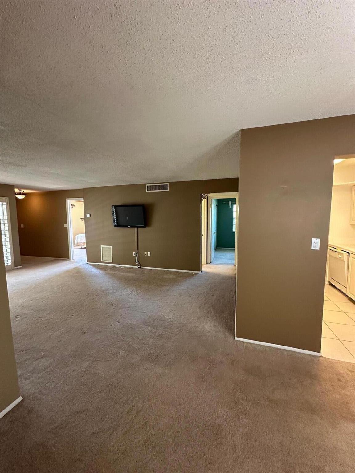 GARDENWAY F-J - Residential Lease