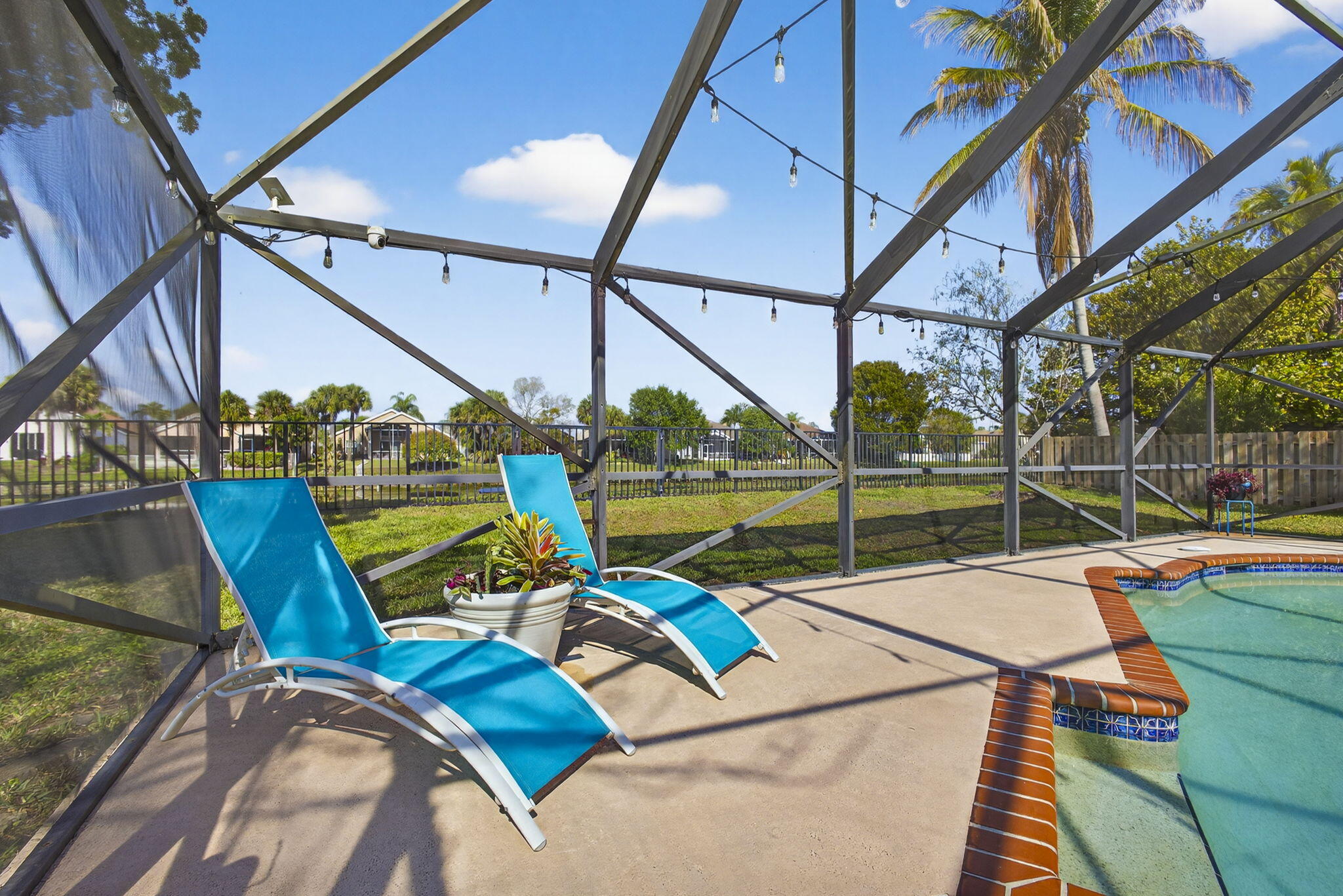 HUNTINGTON WOODS - Residential