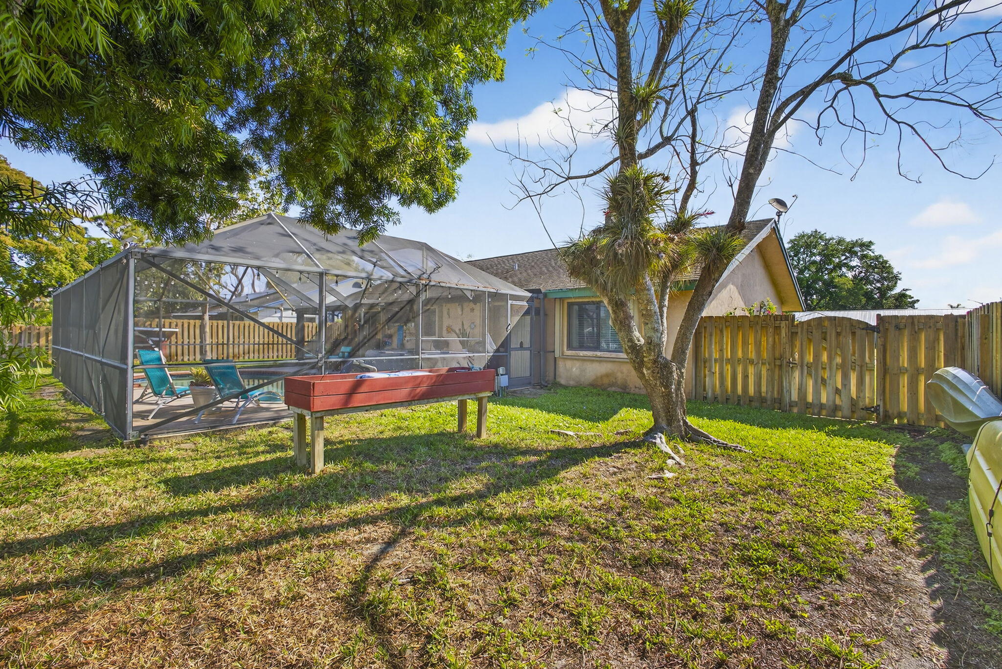 HUNTINGTON WOODS - Residential