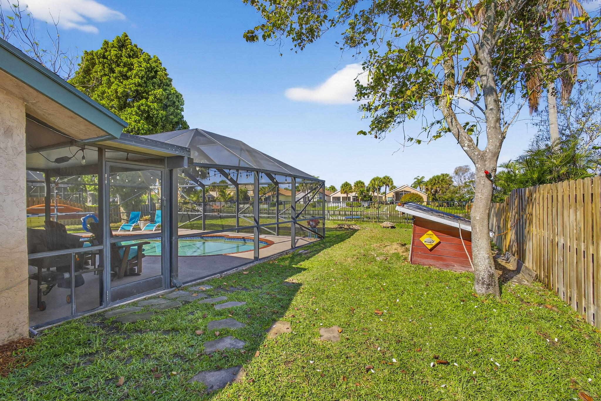 HUNTINGTON WOODS - Residential