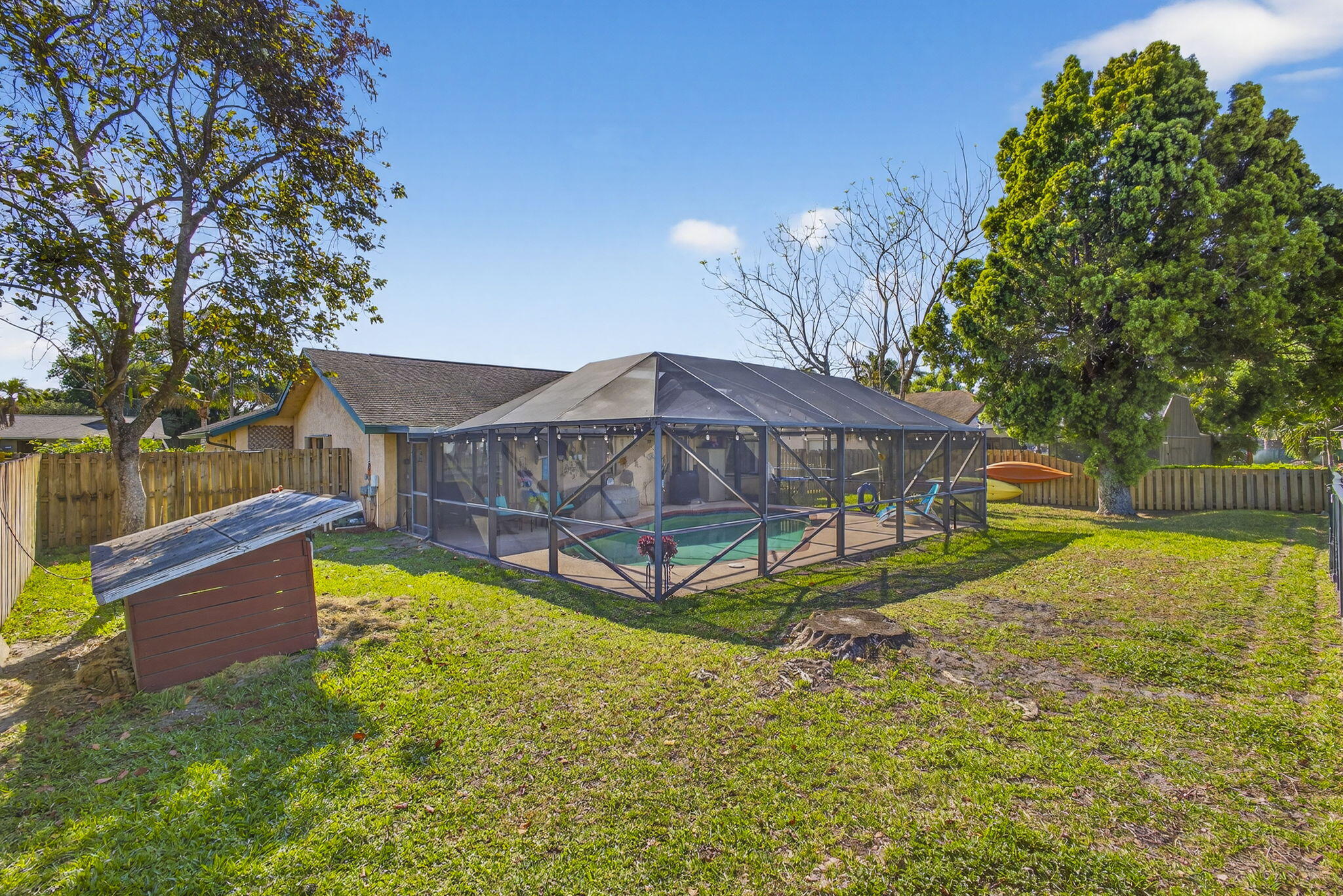 HUNTINGTON WOODS - Residential