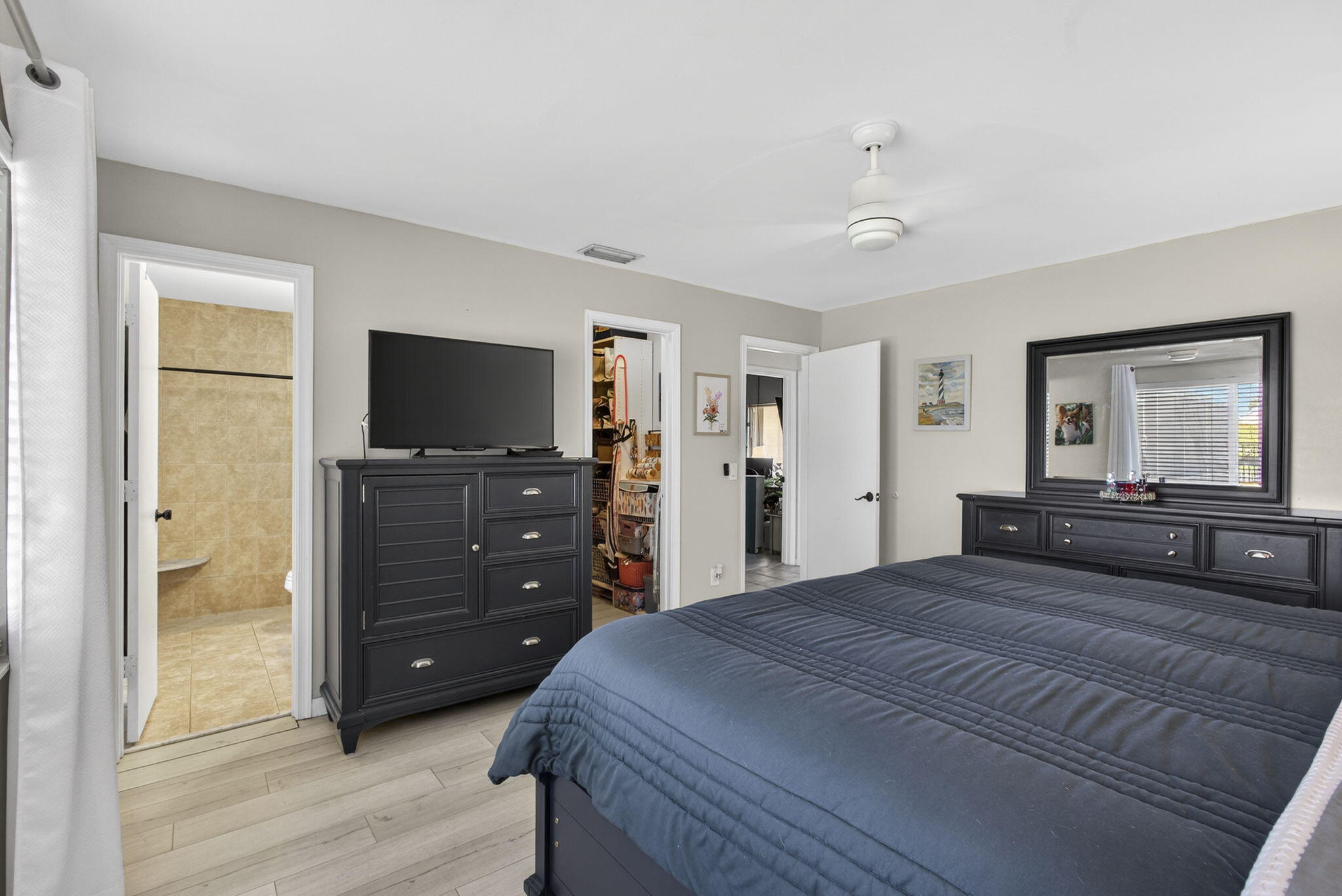 HUNTINGTON WOODS - Residential