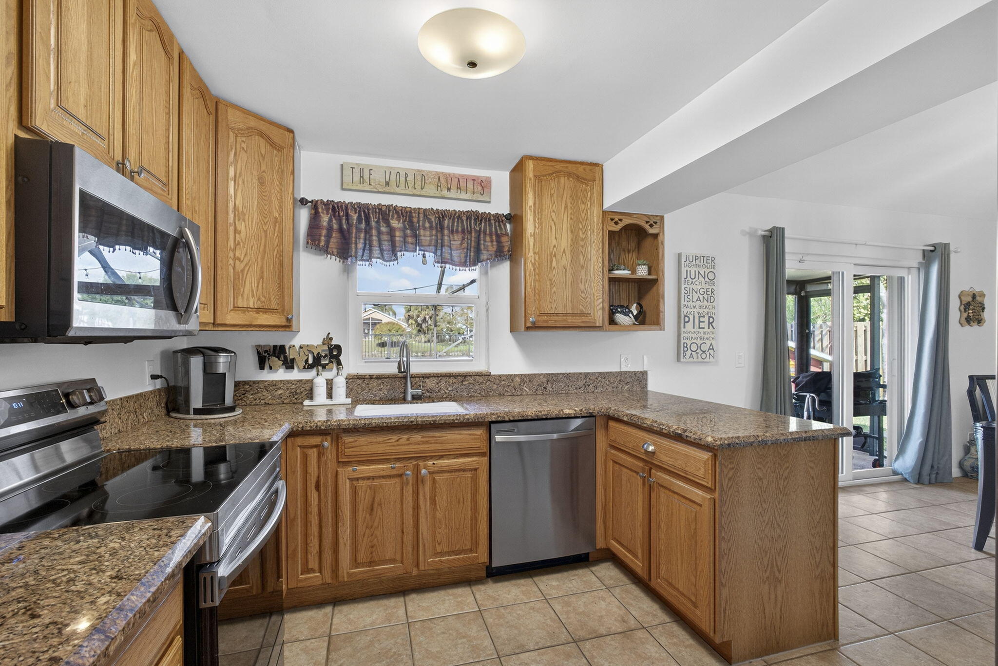 HUNTINGTON WOODS - Residential