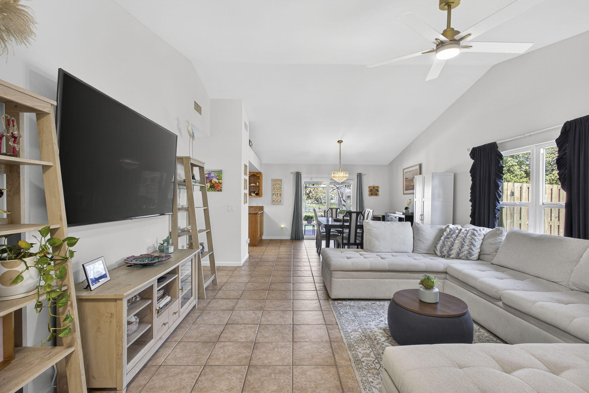 HUNTINGTON WOODS - Residential