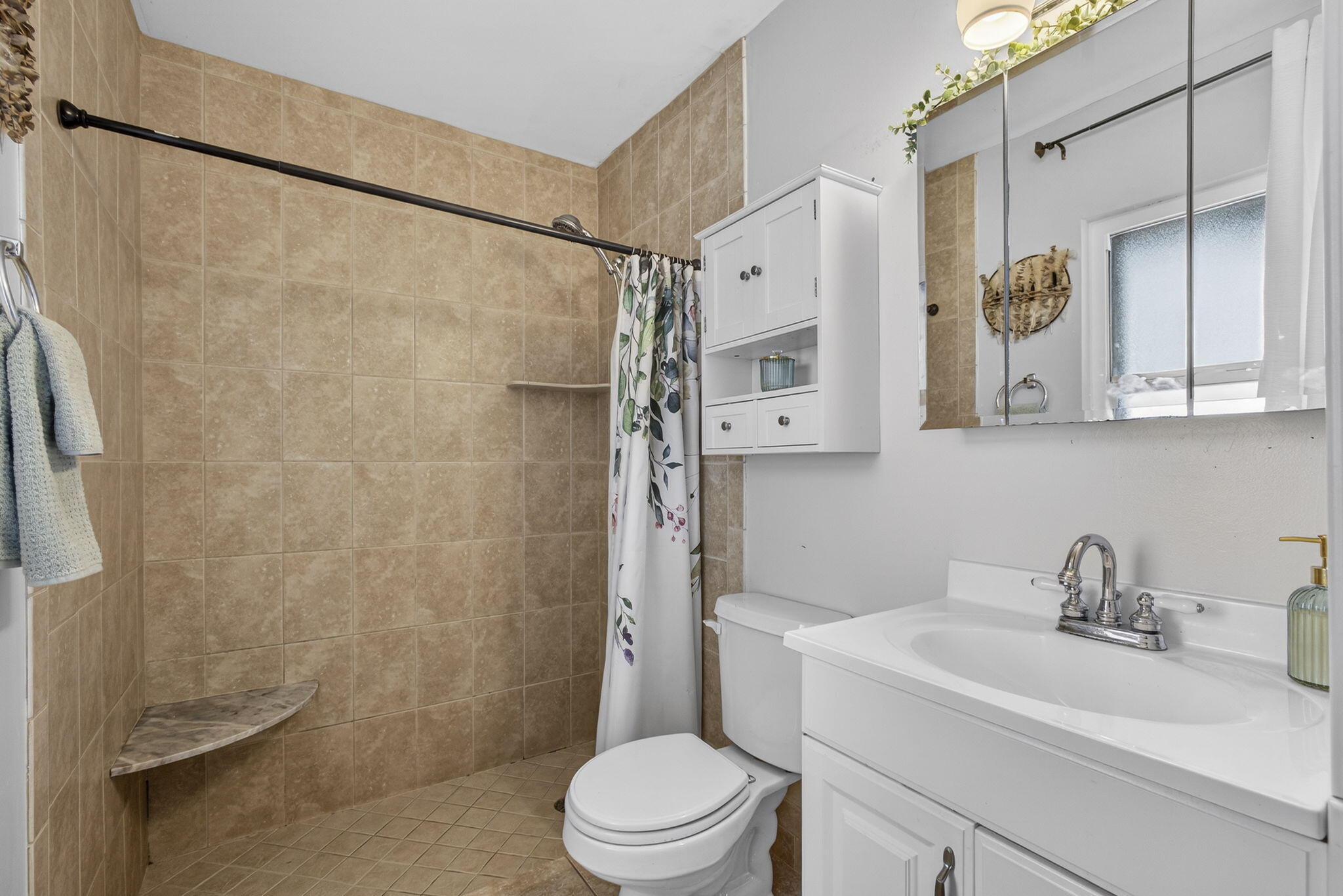 HUNTINGTON WOODS - Residential