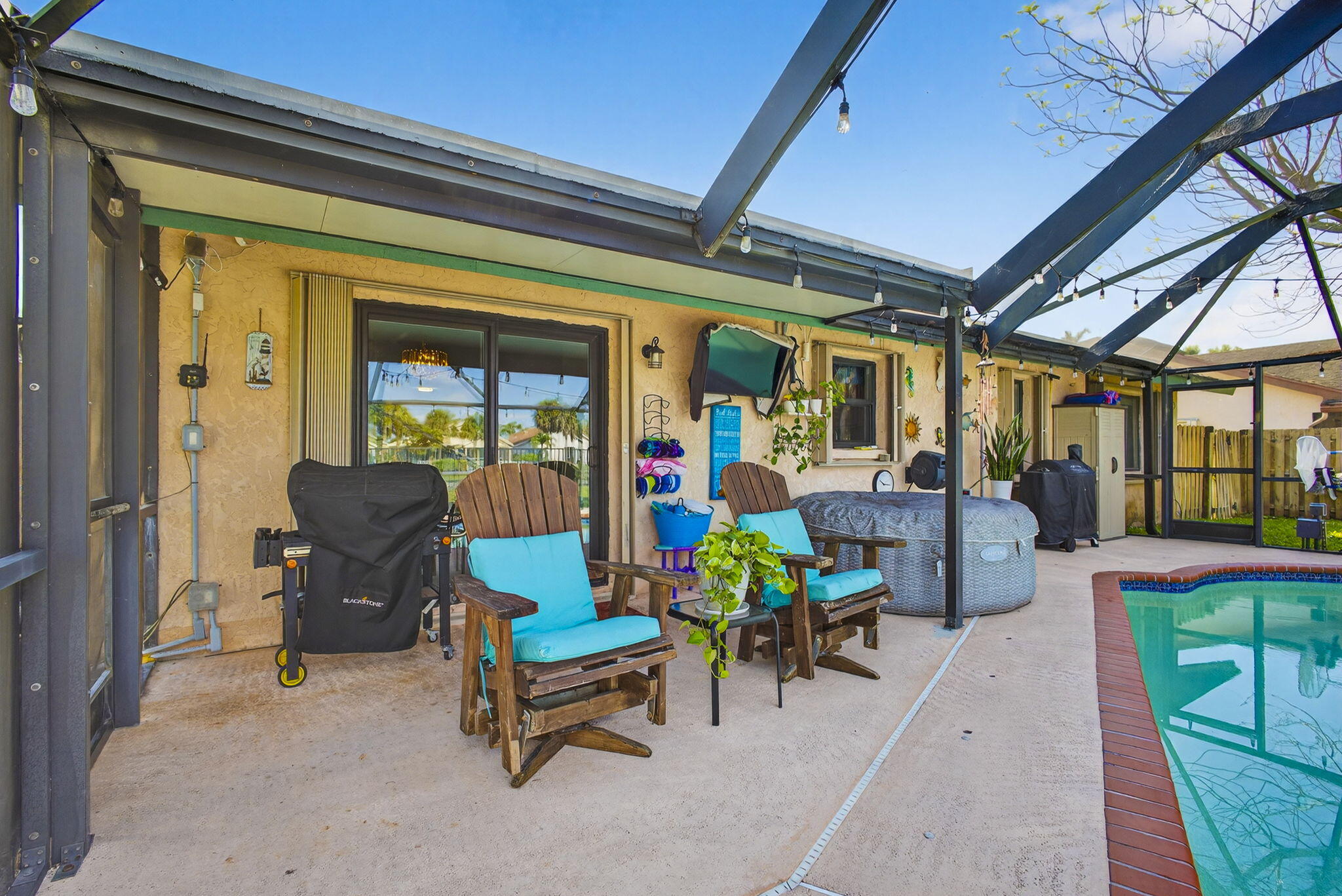 HUNTINGTON WOODS - Residential