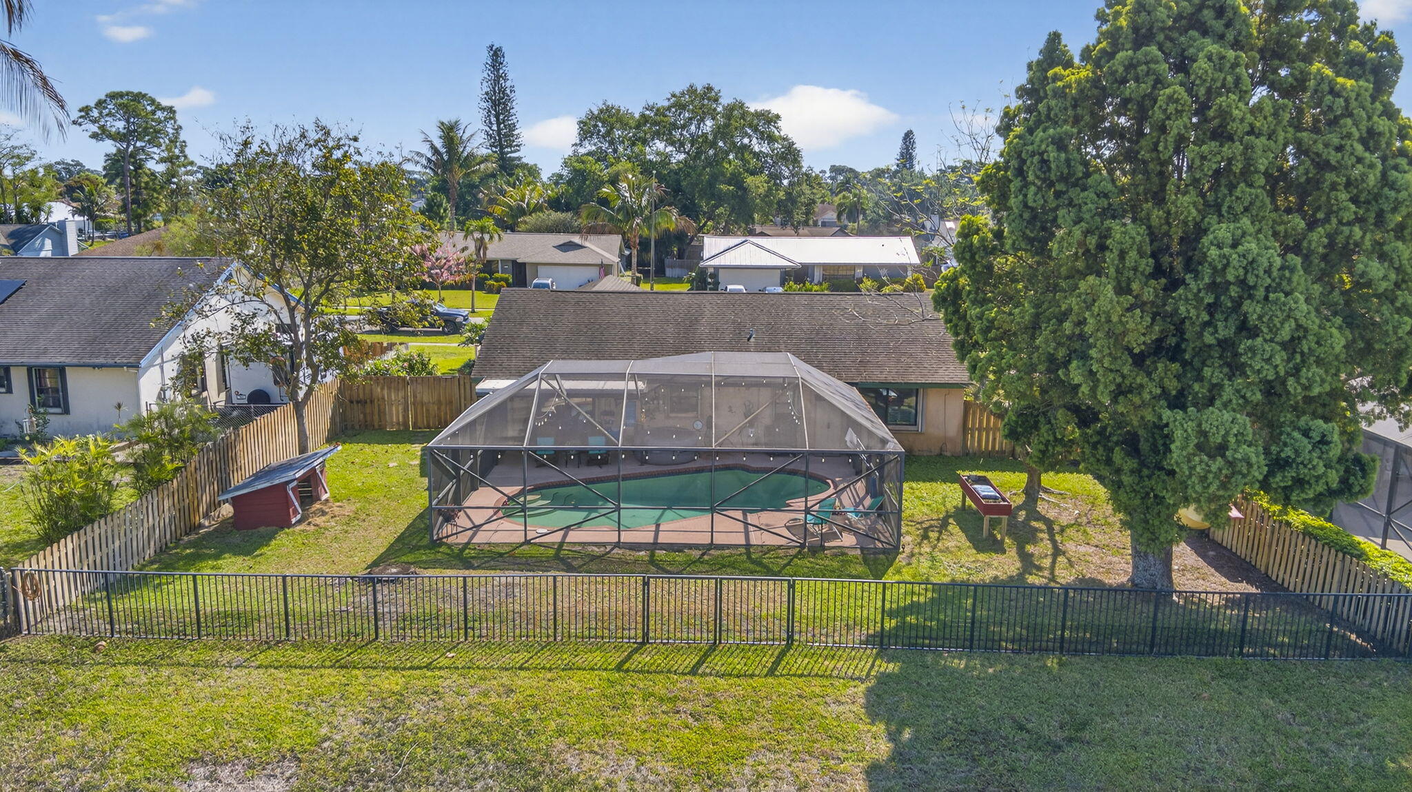 HUNTINGTON WOODS - Residential