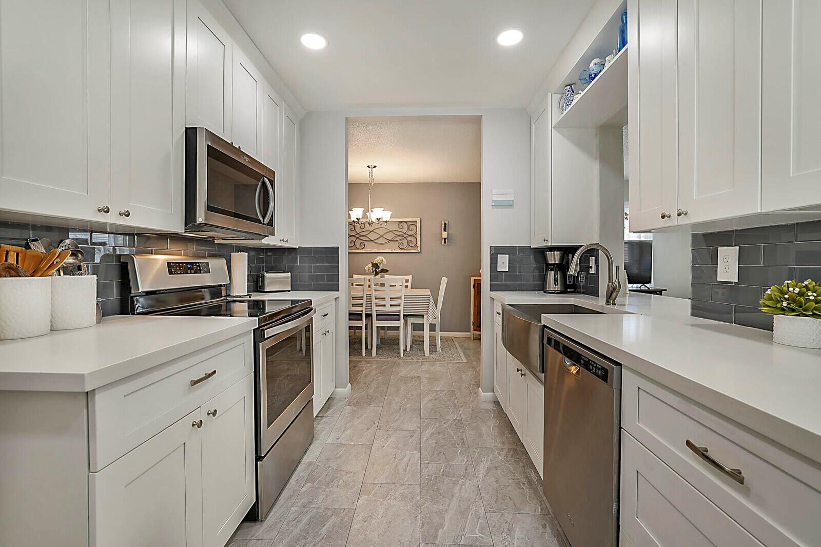 PALM BEACH LEISUREVILLE S - Residential