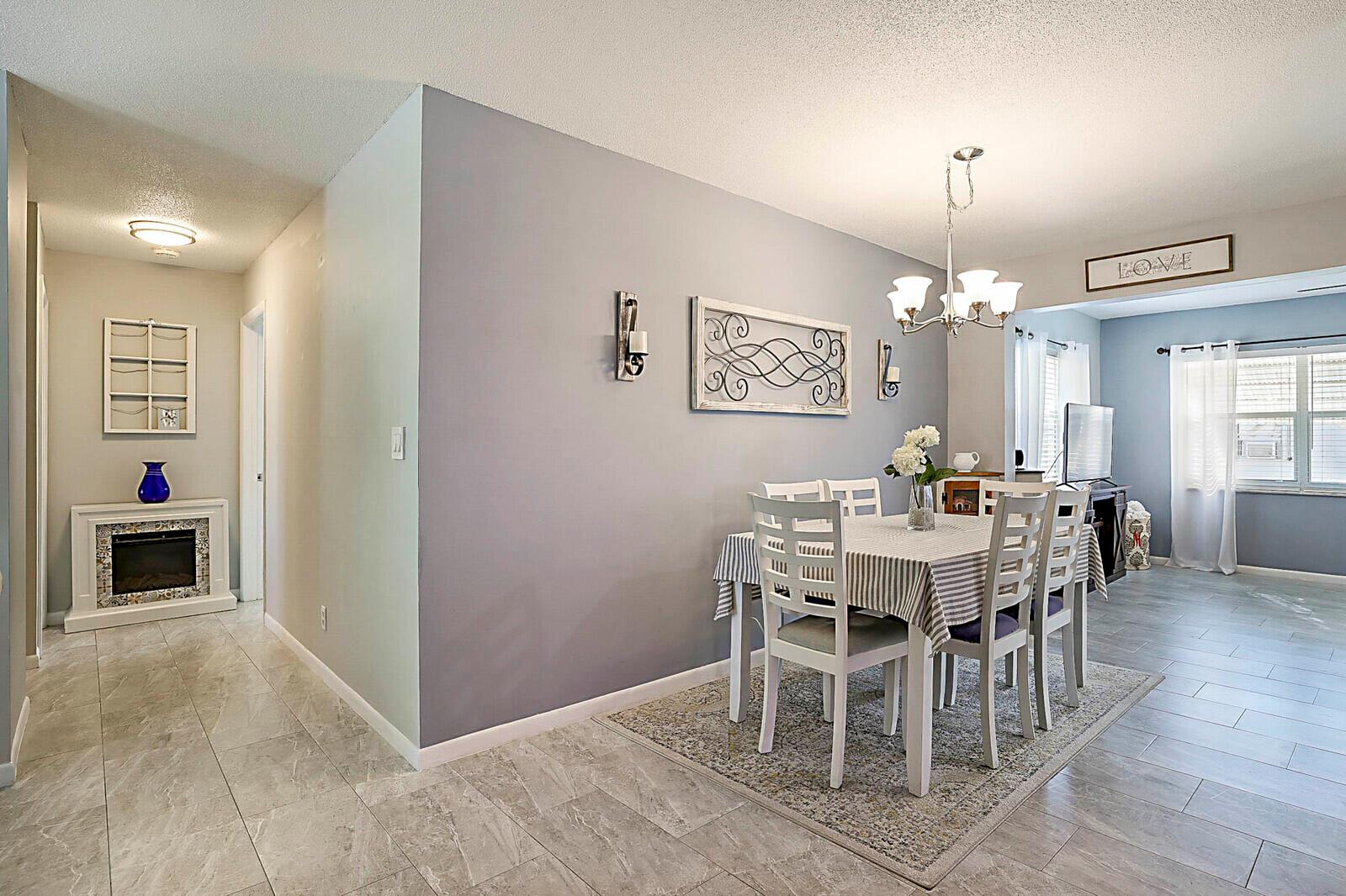 PALM BEACH LEISUREVILLE S - Residential