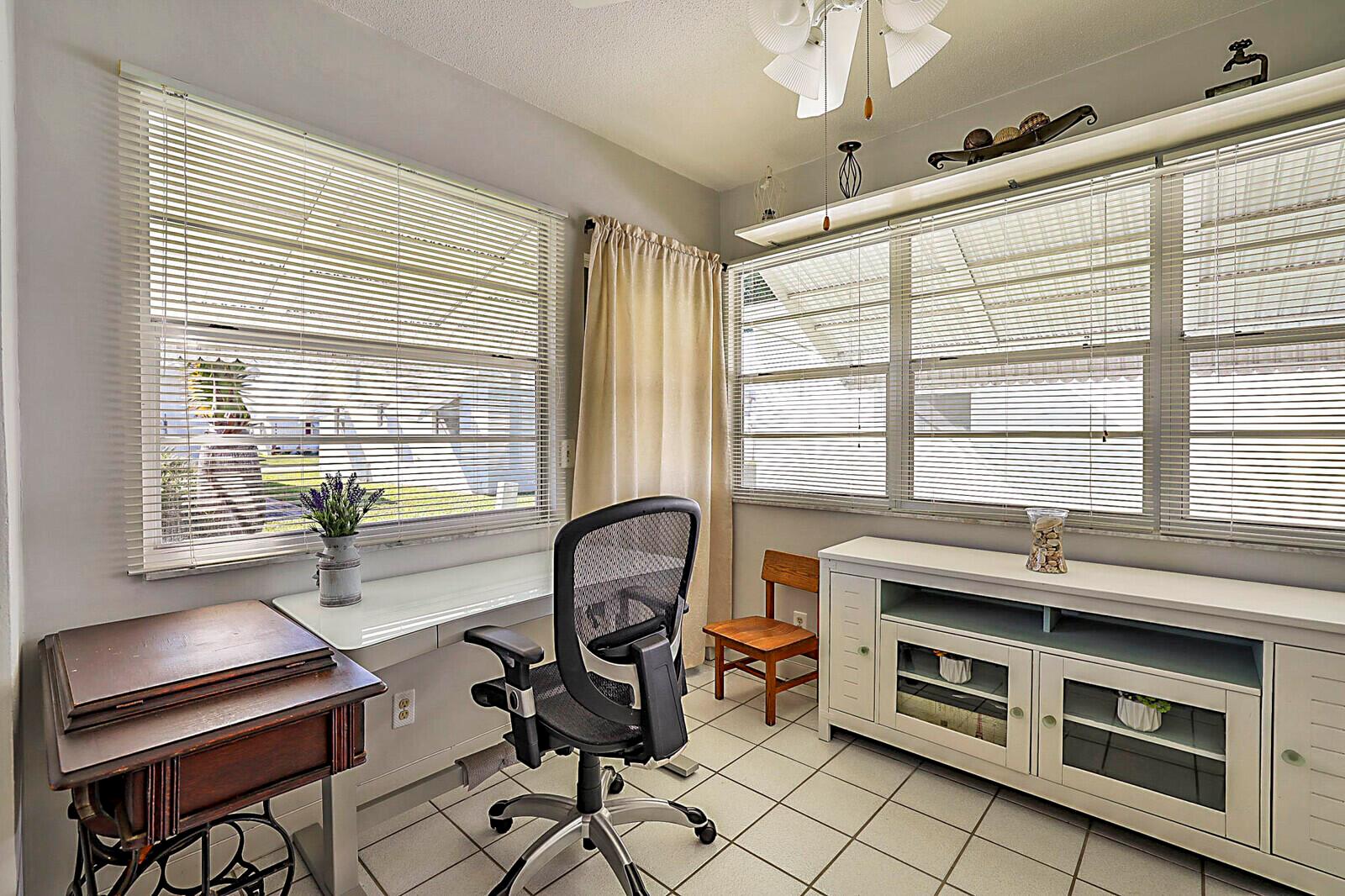 PALM BEACH LEISUREVILLE S - Residential