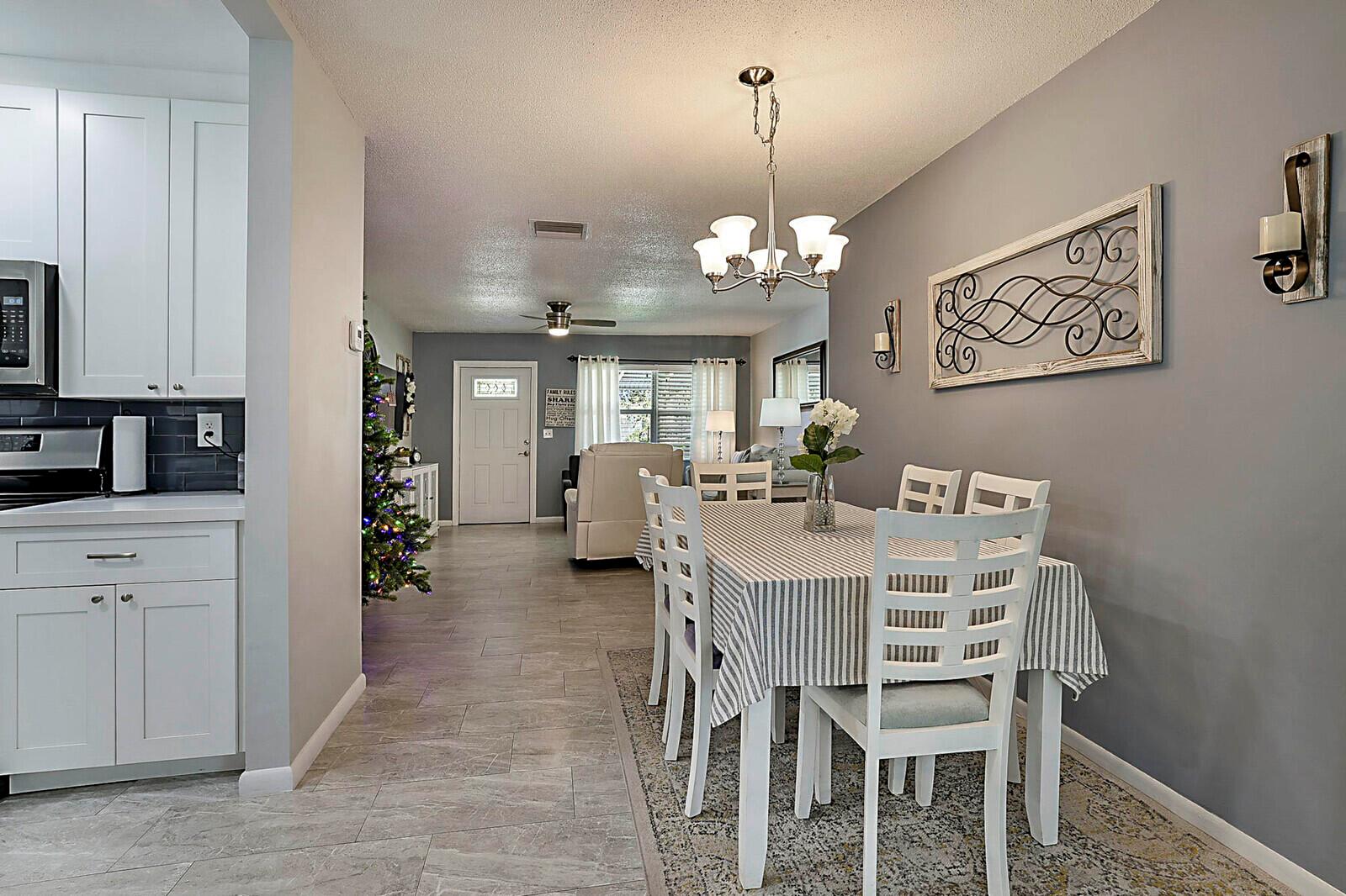 PALM BEACH LEISUREVILLE S - Residential