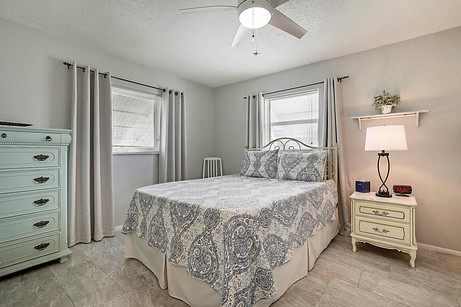 PALM BEACH LEISUREVILLE S - Residential