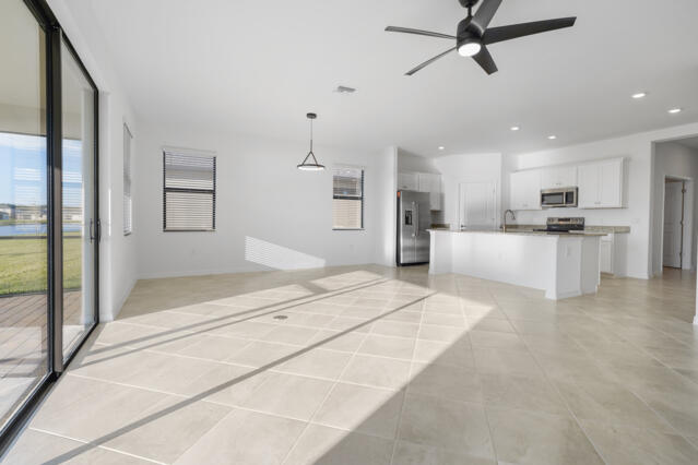 14905 Palamos Circle