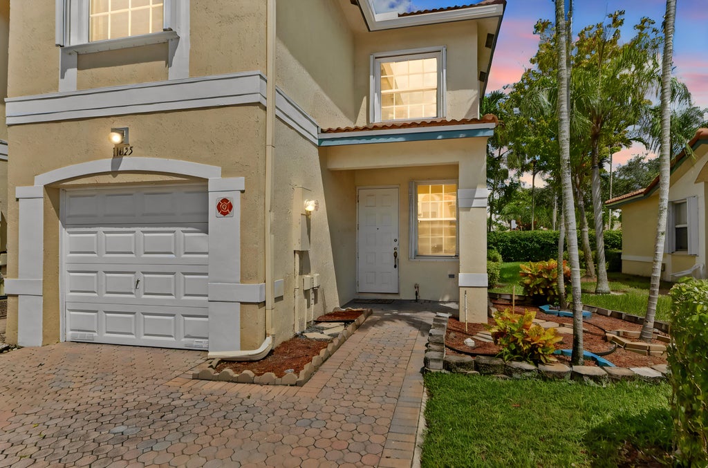 Photo of 11625 NW 47th Drive, Coral Springs, FL 33076 (MLS # B26083498)