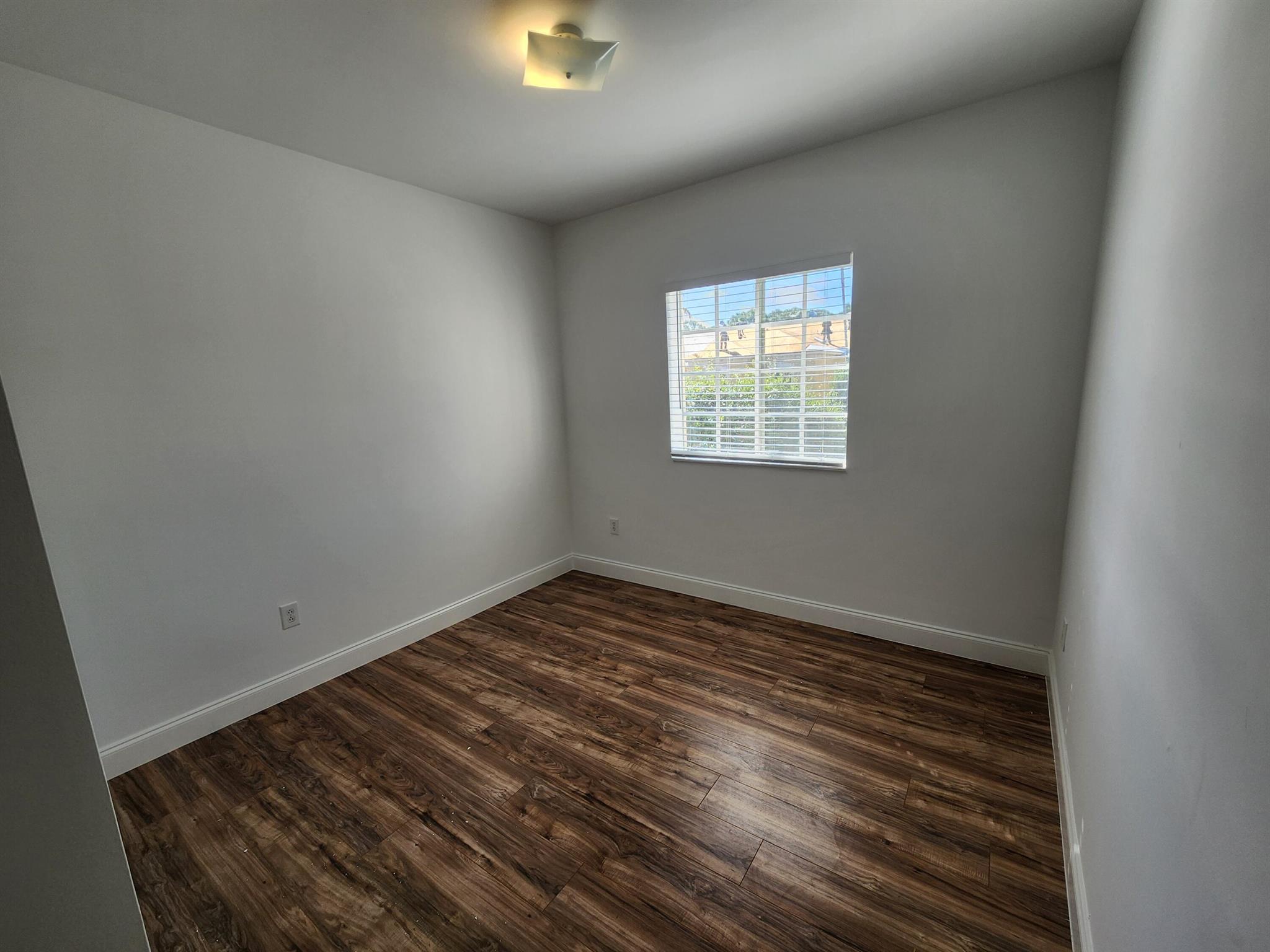 5067 SE Mariner Garden Circle