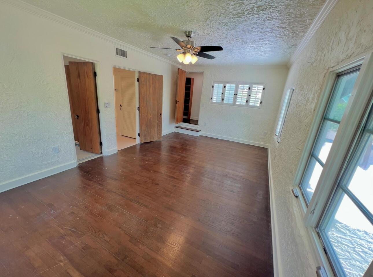 COLLEGE PARK - Residential Lease